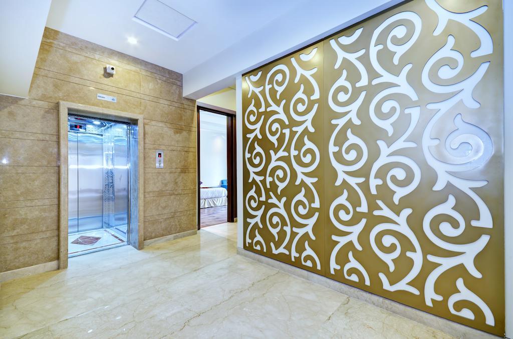 La Sagrita Hotel Ню Делхи Екстериор снимка